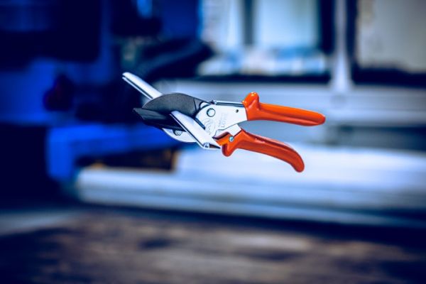 Löwe 3.106/50k Leistenschere mit 90° Anschlägen, mit Kunststoffunterlage