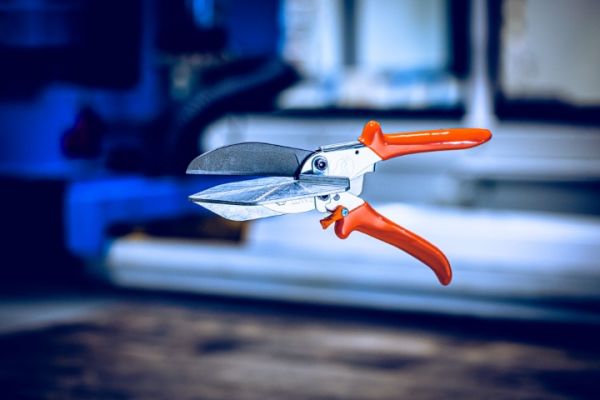 Löwe 3.304/HÜ Gehrungsschere mit Hebelübersetzung mit 45° Anschlägen