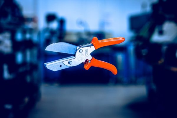 Löwe 3.305 Amboss-Schere ohne Anschlag