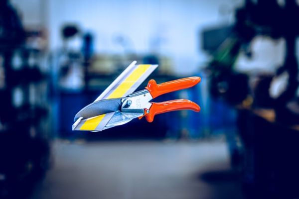 Löwe 3.304 Gehrungsschere mit 45° Anschlägen